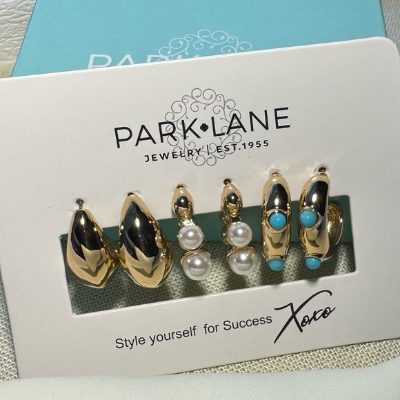 Park Lane Coral Earrings - Picture 1 of 4